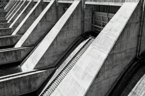 Civil engineering formwork
